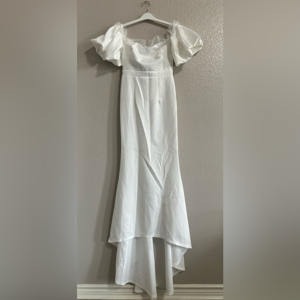 Giffniseti White Puff Sleeve Maxi Dress NWT
